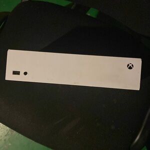 Looking to sell my old Xbox series s